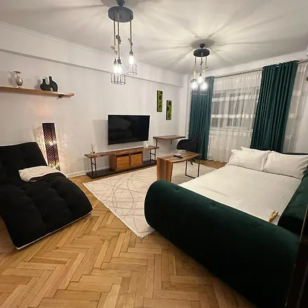 Unirii Square Apartament By Lucas