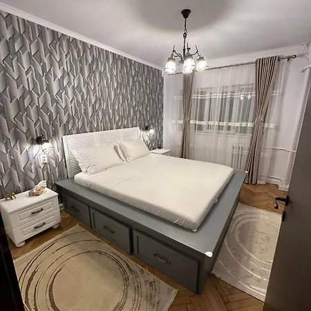 Unirii Square Apartament By Lucas Apartment Timisoara