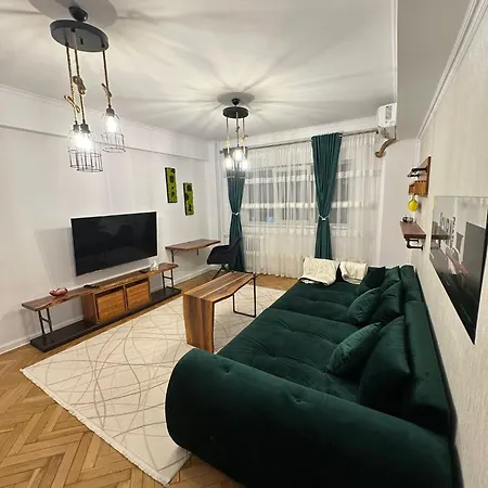 Unirii Square Apartament By Lucas